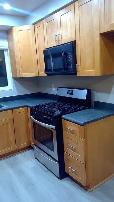 2 bed, 850 sqft, $2,550 — Photo 3