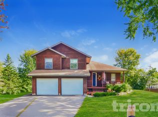 2990 Payne Ave, Little Canada, MN 55117