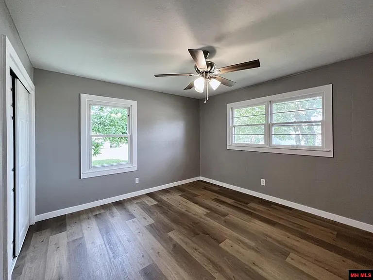42 County Road 1159 — Photo 12