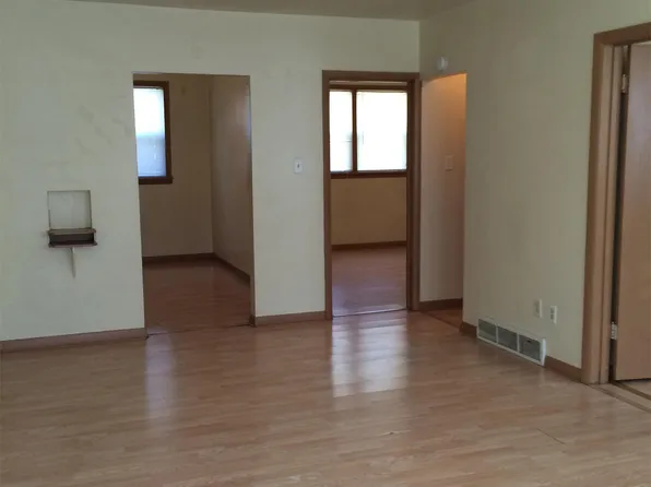 441 Allen St #2, Waterloo, IA 50701