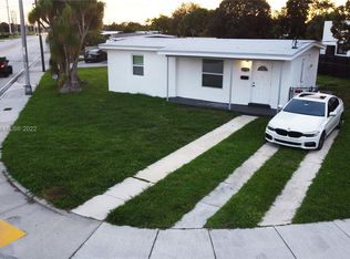 10700 SW 46th St, Miami, FL 33165