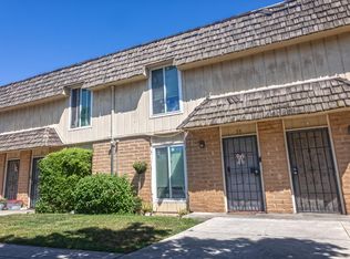 4136 N Thesta St APT 35, Fresno, CA