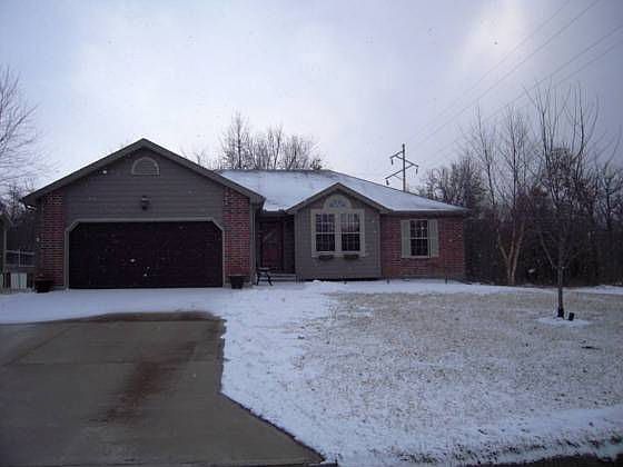 1st image of 1003 Oakwood St