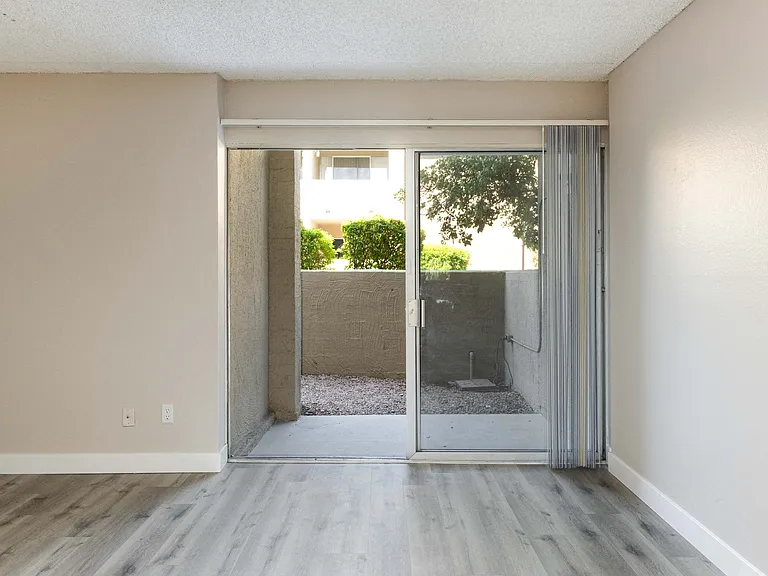 Arcadia Villa Apartments — Photo 11