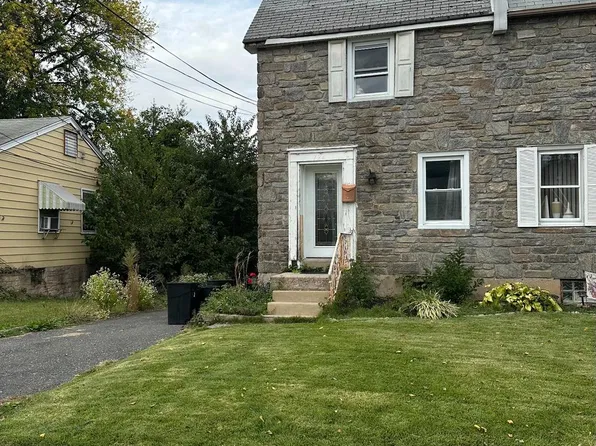 724 Eggleston Cir, Sharon Hill, PA 19079