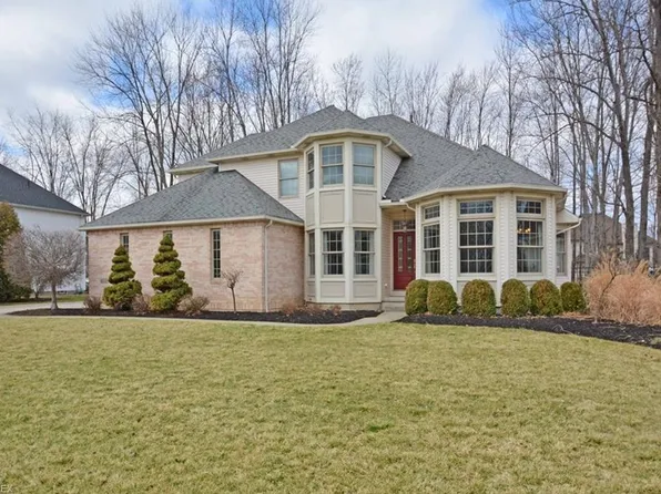 4622 Bellerive Ct, Avon, OH 44011