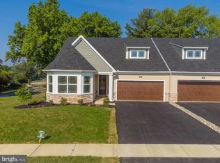 200 Bellaride Ln #1, Millersville, PA 17551