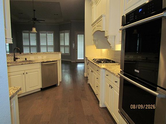 4th image of 15406 Thompson Ridge Dr