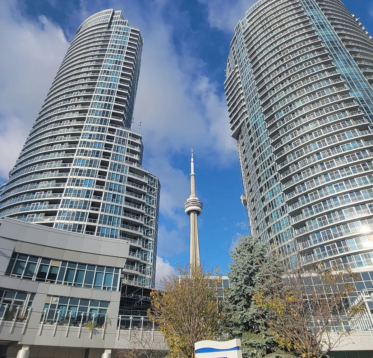 Queens Quay W — Photo 2
