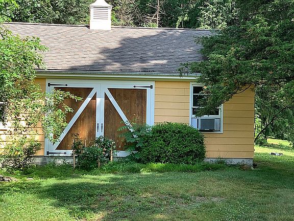 900 sq ft office, with HVAC