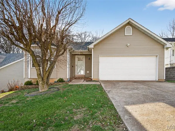 738 Highland Ave, Valley Park, MO 63088