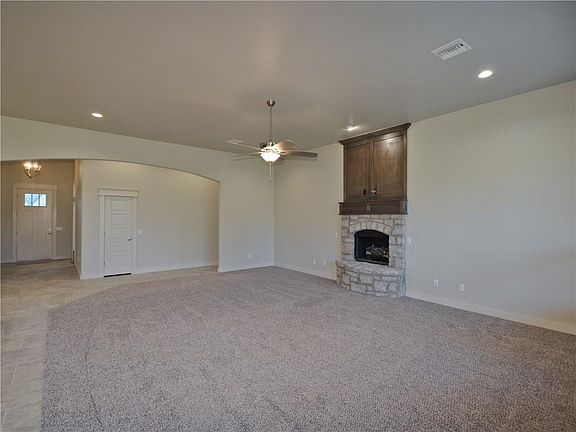 4th image of 9104 SW 34th St