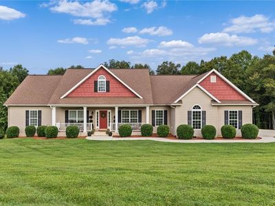 518 Red Brush Rd, Mount Airy, NC, 27030