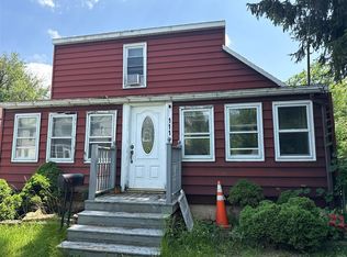 111 Hiram Ave, Liverpool, NY 13088