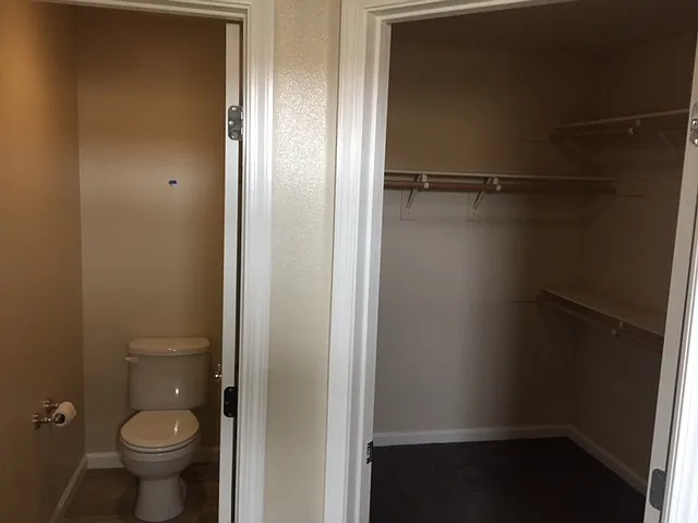 572 River Oaks Dr — Photo 11