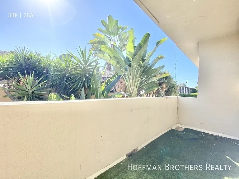 1036 S Wooster St #5 — Photo 9
