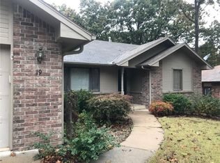19 Yarmouth Dr, Bella Vista, AR 72715
