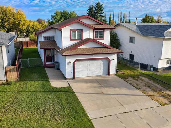 9042 S 103rd Ave, Grande Prairie, AB T8X 1H3