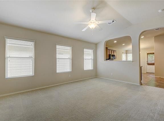 5th image of 3112 Etheredge Dr