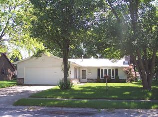 194 Henry St, New Carlisle, OH
