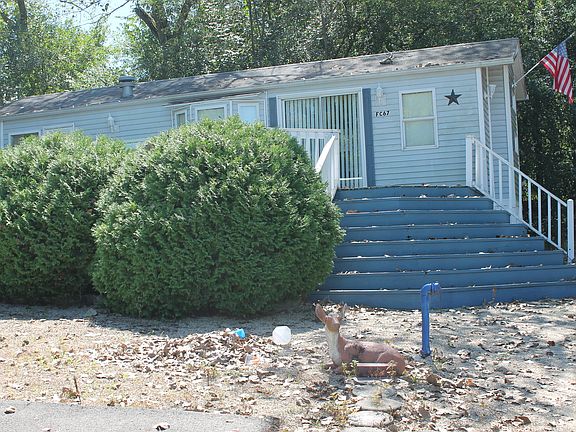 3rd image of 67 Fossil Cove Ln