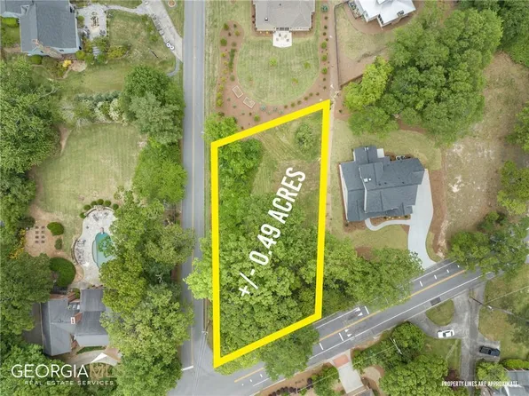 1478 Riverside Dr, Gainesville, GA 30501