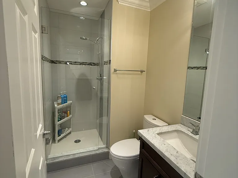 1877 W 37th Ave — Photo 10