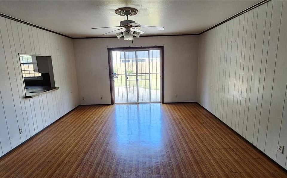 2529 18th St, Lake Charles, LA 70601 | MLS #SWL25000108 | Zillow