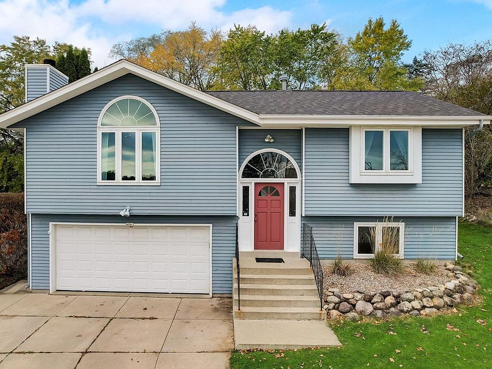 1st image of 424 North University DRIVE