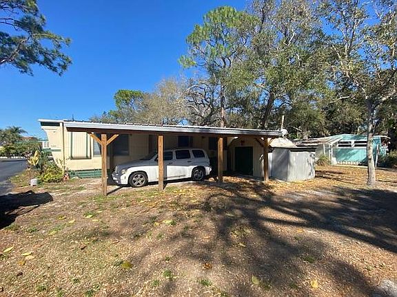 3rd image of 2320 Bee Ridge Rd Lot 120