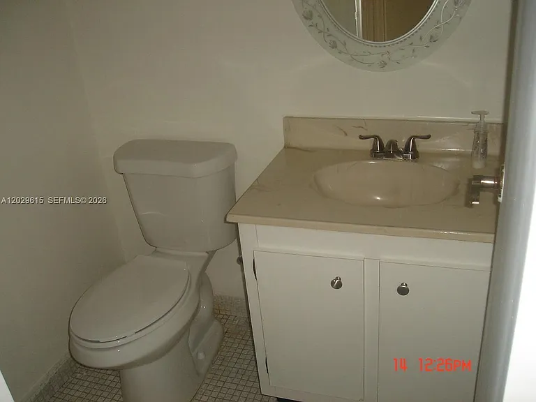 16919 N Bay Rd #504 — Photo 21