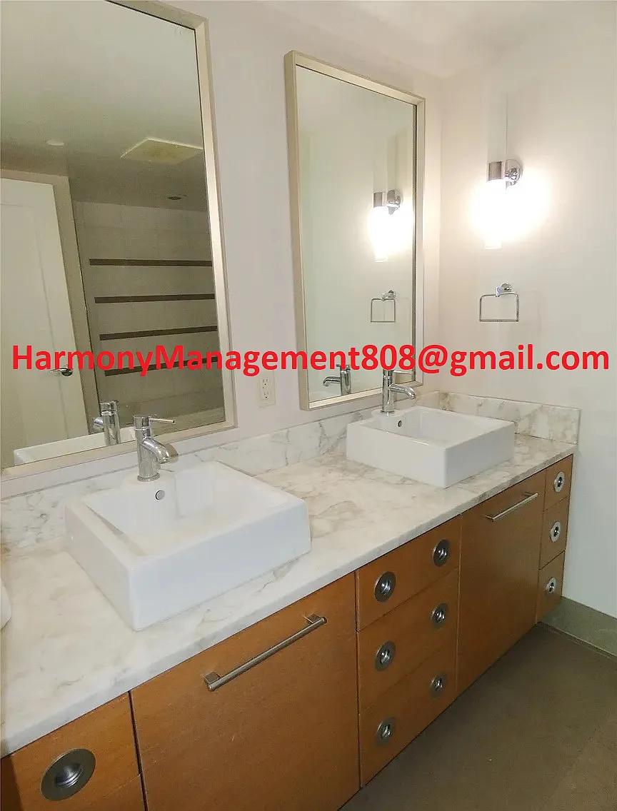 2 bed, 1113 sqft, $4,500 — Photo 2