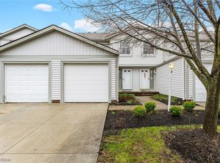 218 Regina Dr, Bedford, OH 44146