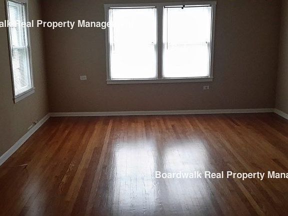 3rd image of 491 E Olmos Dr
