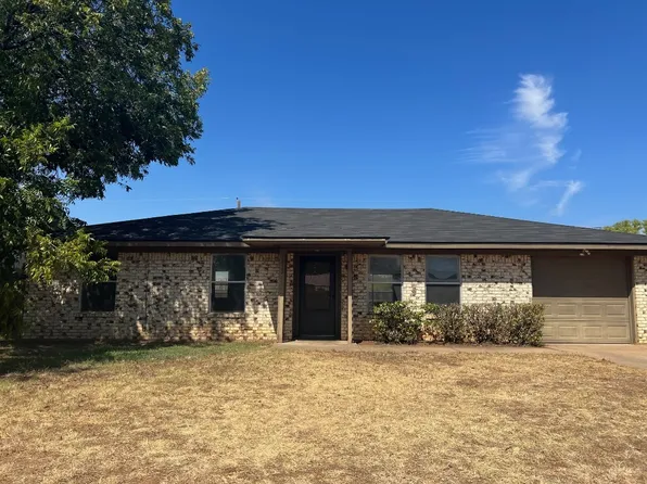 1812 Allison St, Graham, TX 76450