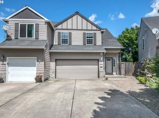 1325 NE Birkshire Ct, Hillsboro, OR