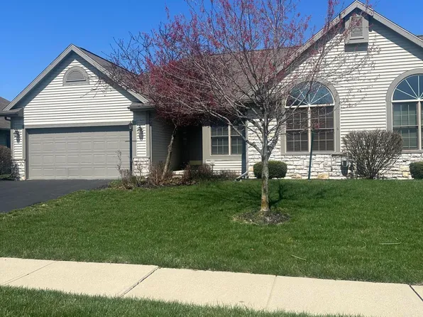 14572 Olde Trail Dr, Perrysburg, OH 43551