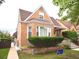 4947 Sherwin Ave, Skokie, IL 60077