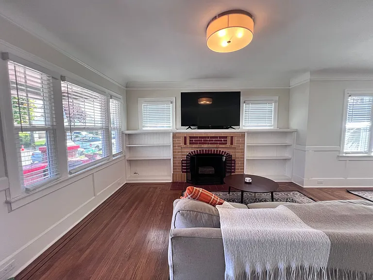2355 Cherry St — Photo 59