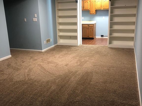 3rd image of 307 1/2 Bluebird Dr