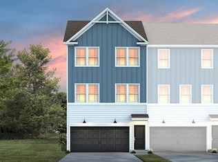 1530 Tamarisk Ln, Durham, NC 27703