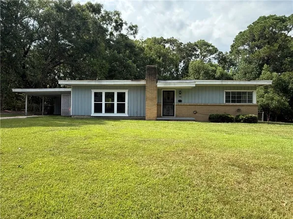 1850 S Belle Cour Dr, Mobile, AL 36605
