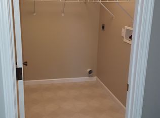 11 Becky Thatcher Dr, Saint Charles, MO 63303