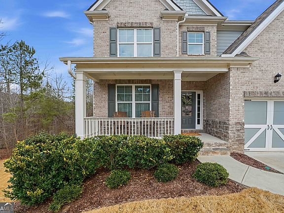 3rd image of 166 Richmond Way