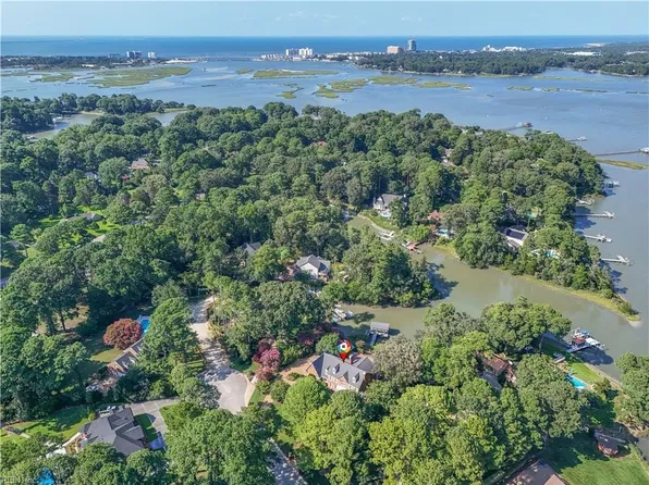 1535 S Sea Breeze Trl, Virginia Beach, VA 23452