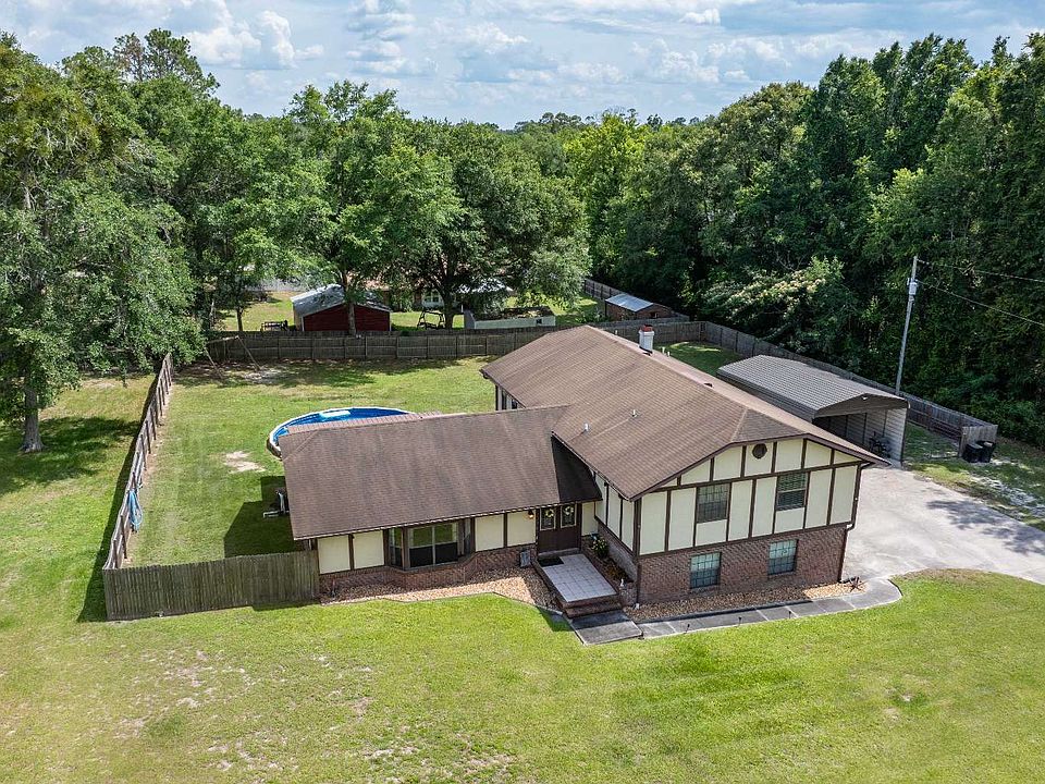 1st image of 238 SW Blueberry Pl