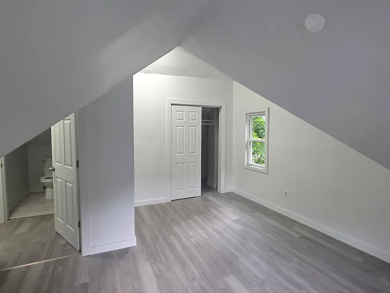 238 Newhall St — Photo 18
