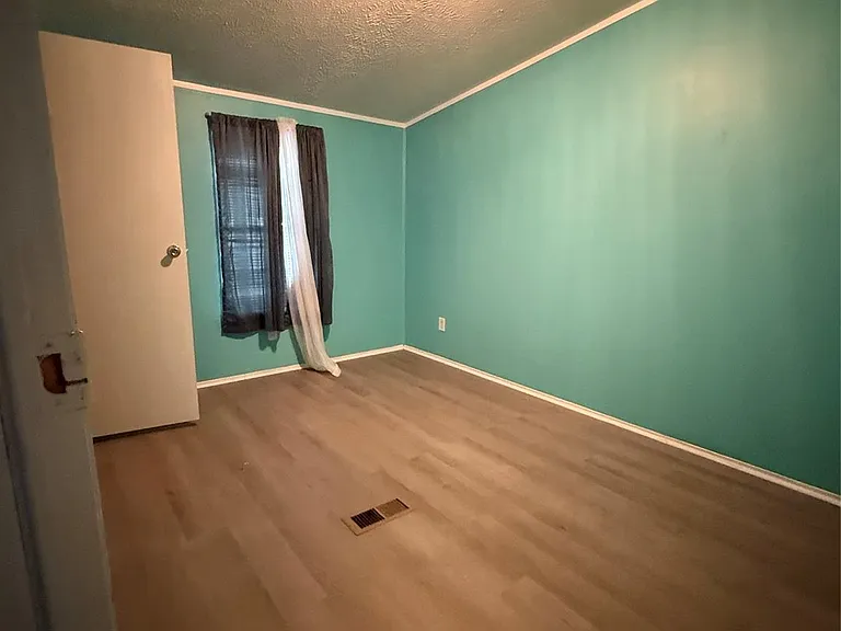 4440 Grand Oaks Dr — Photo 9