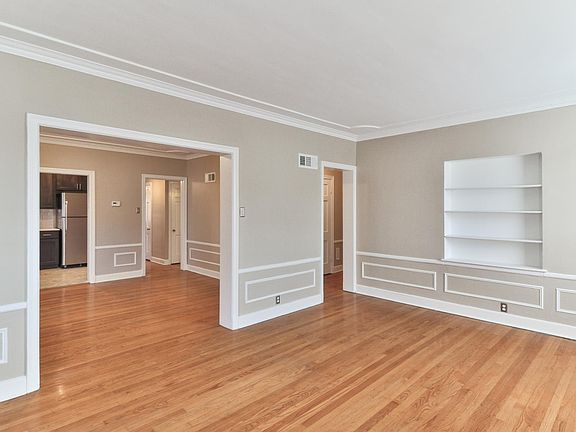 3rd image of 7545 Oxford Dr APT 3W
