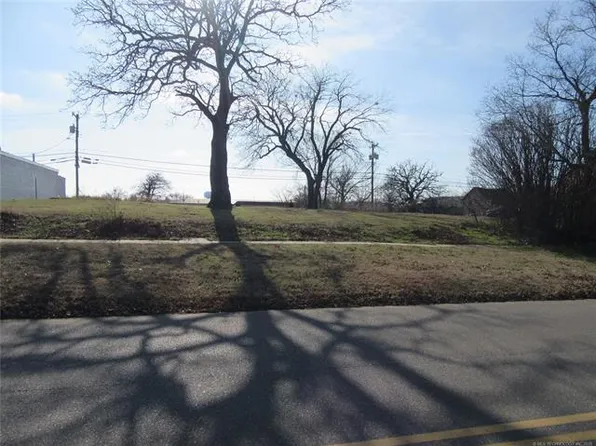 220 W Washington Ave, McAlester, OK 74501
